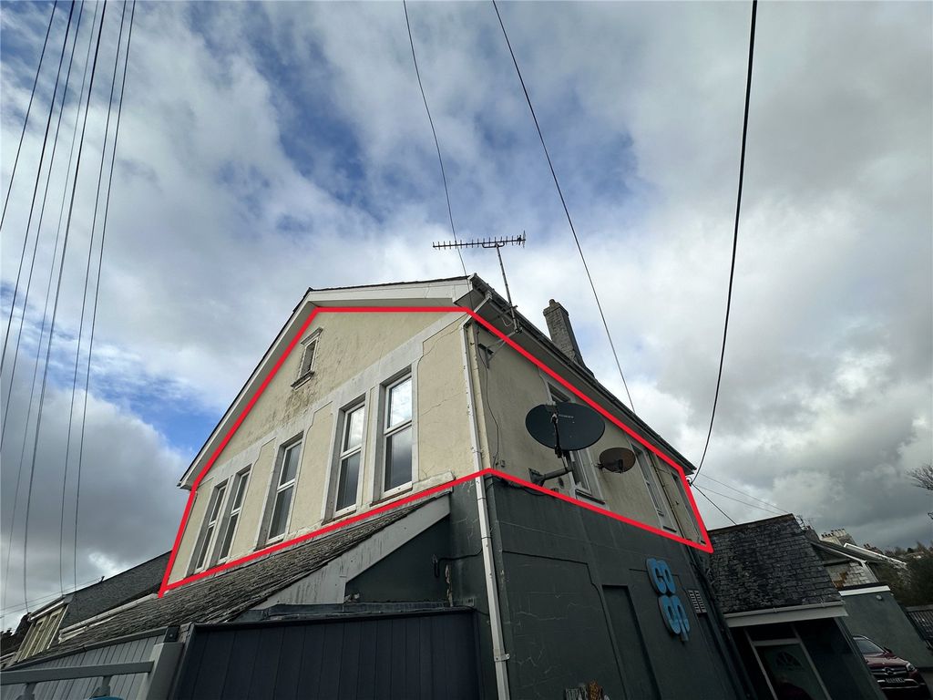 Property photo 1 of 12 Picture No. 13