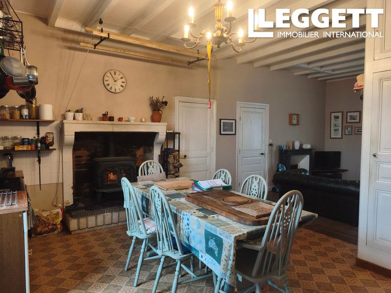 Property photo 2 of 10