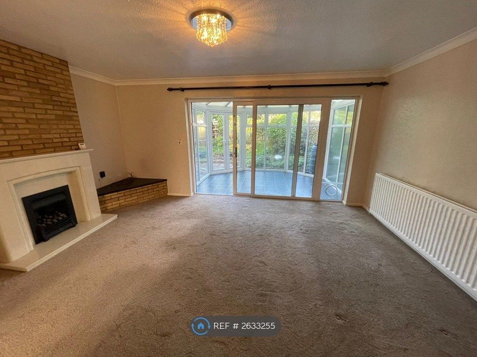 Property photo 3 of 25