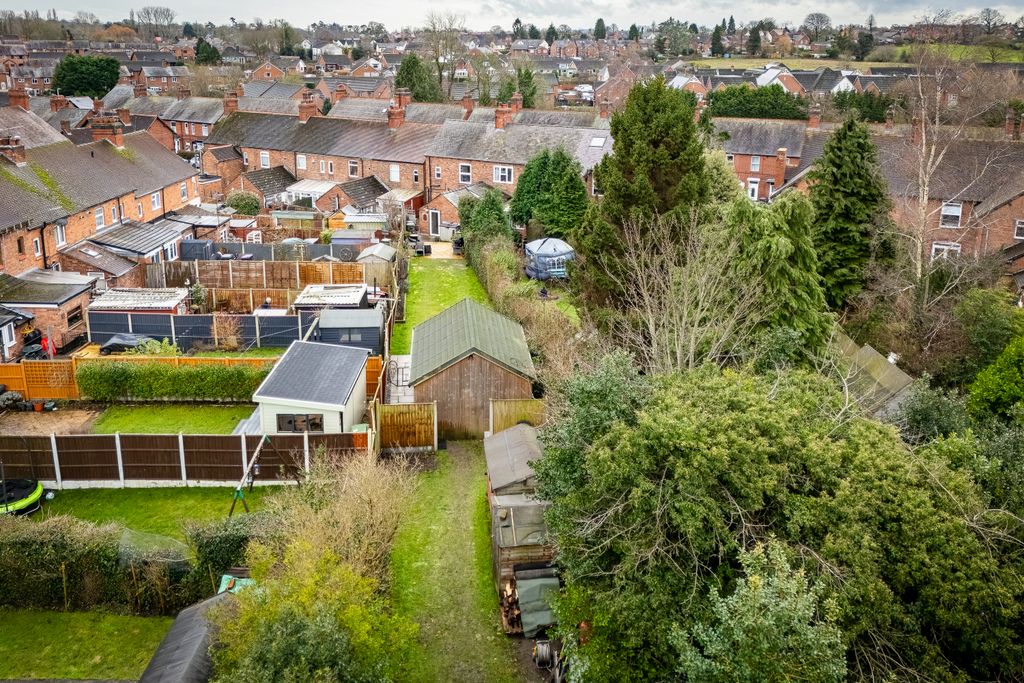 Property photo 2 of 19 Garden