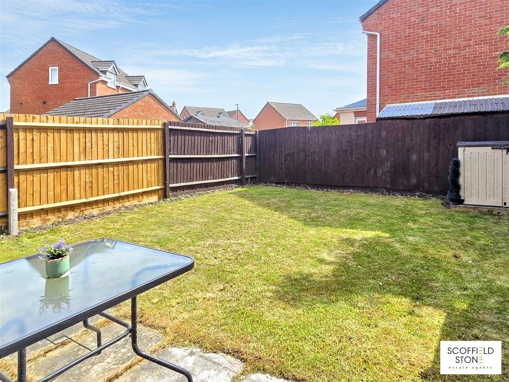 Property photo 3 of 12
