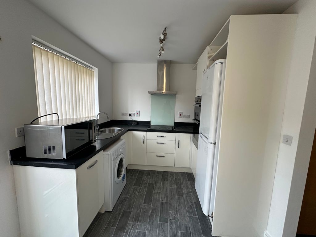 Property photo 3 of 21