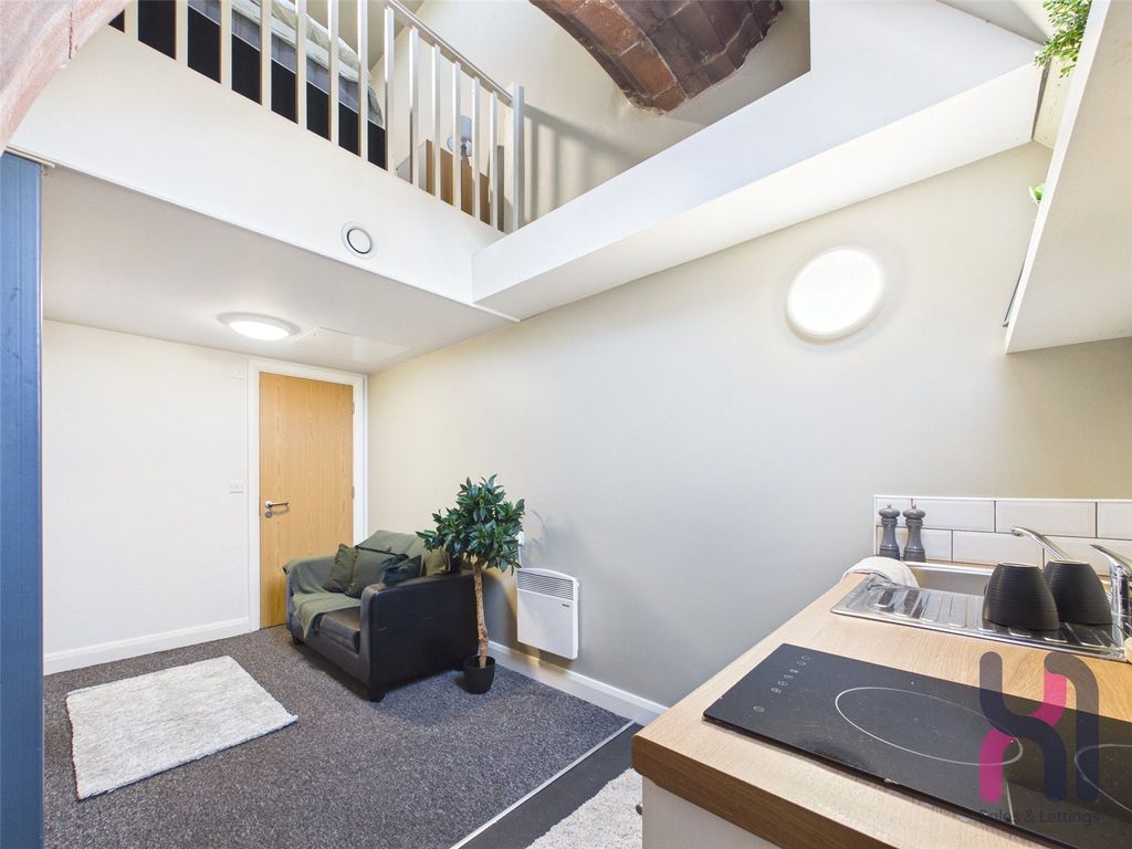 Property photo 2 of 11 Picture No. 12