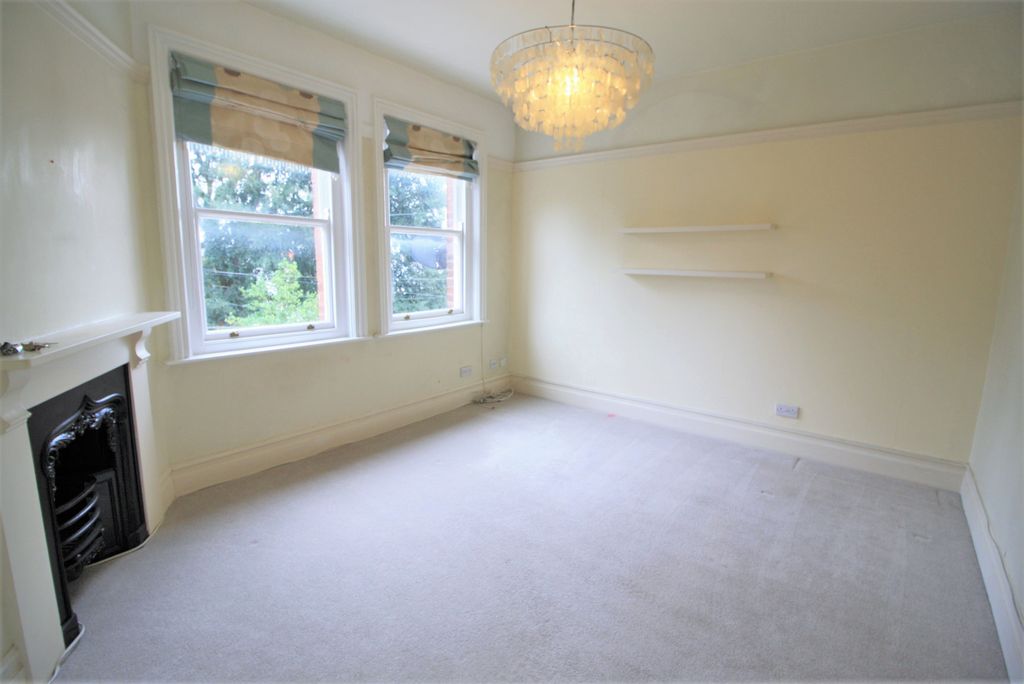 Property photo 2 of 5