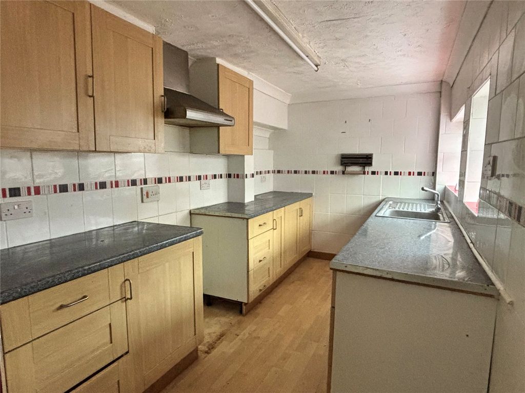 Property photo 2 of 11 Picture No. 07