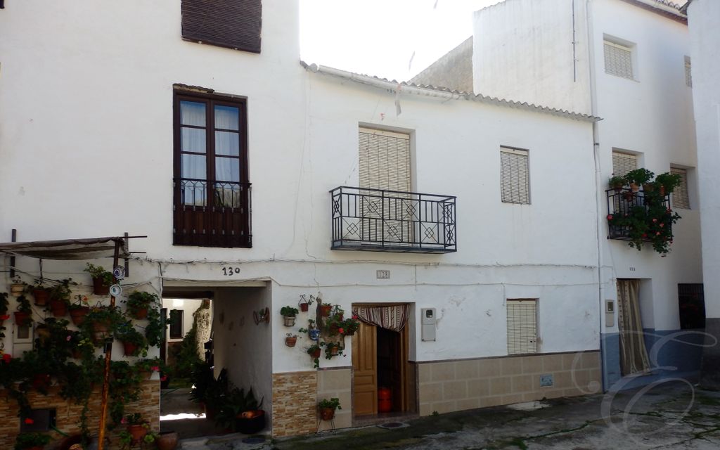 Property photo 1 of 10