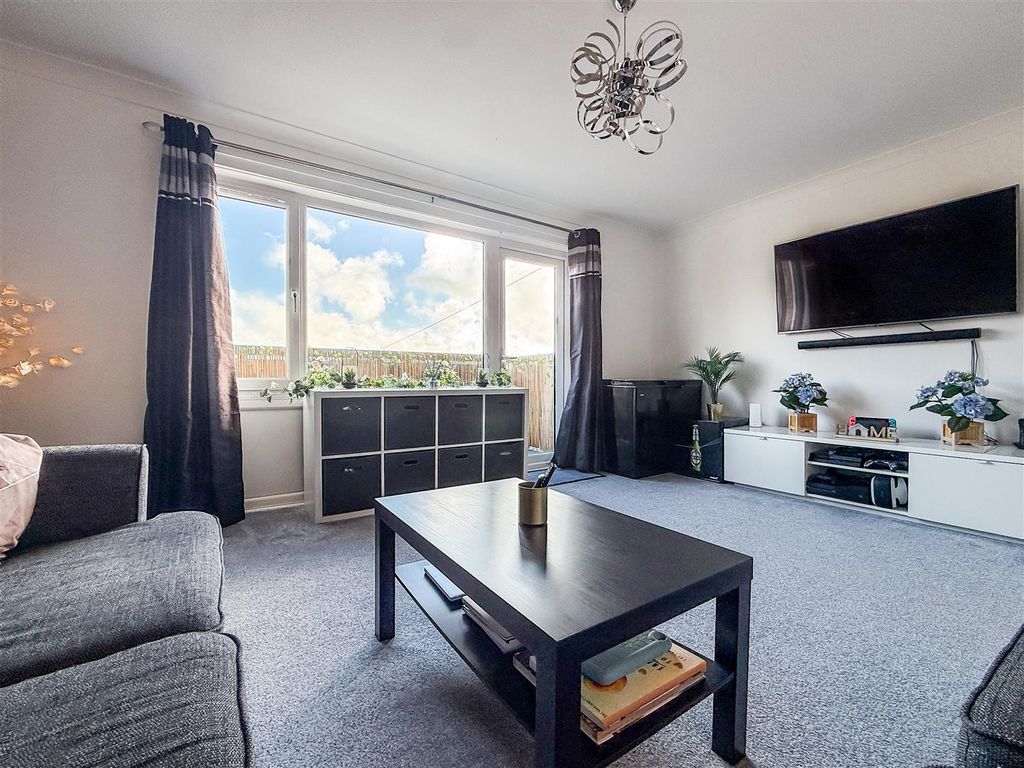 Property photo 3 of 17 Img_9015.Jpeg