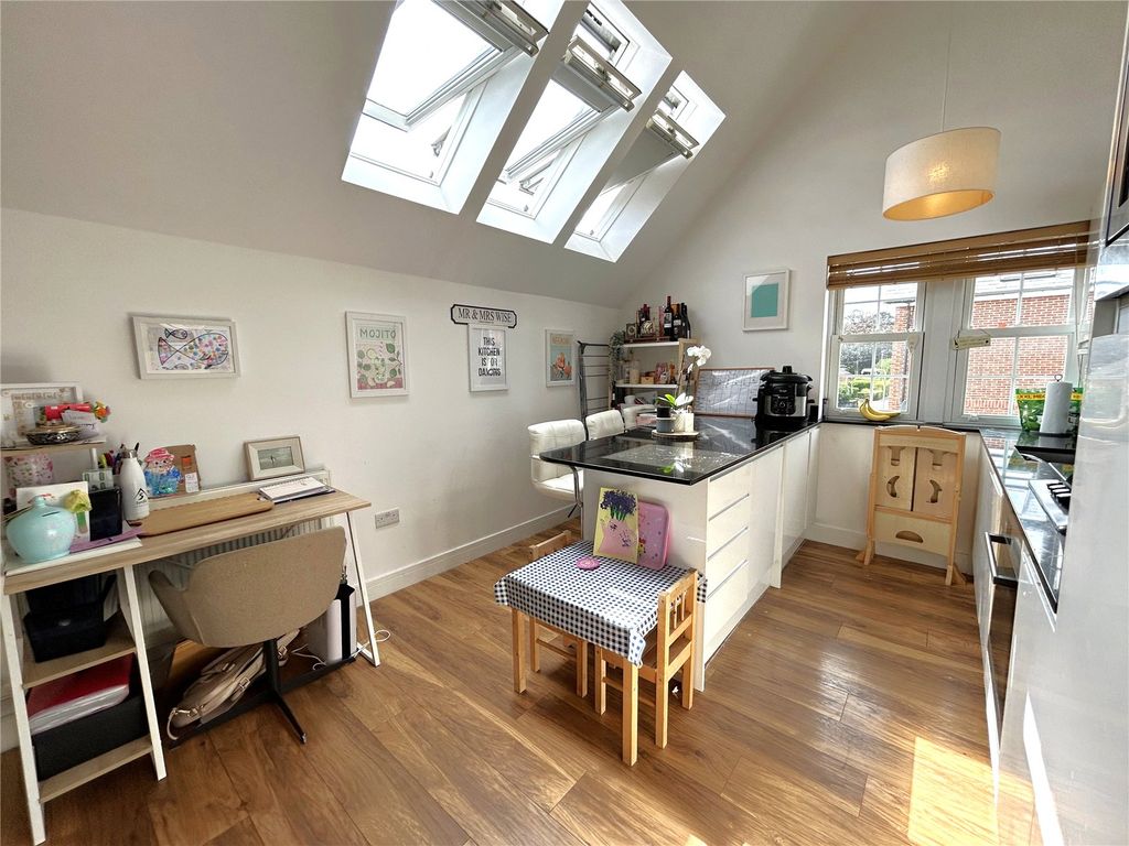 Property photo 3 of 12 Picture No. 09