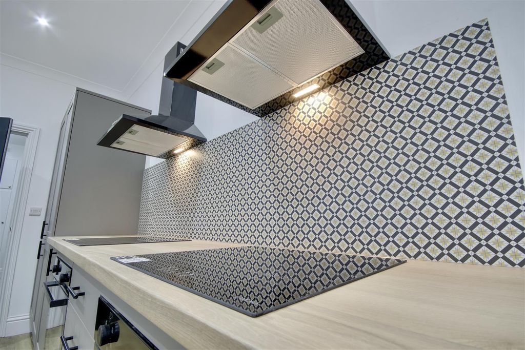 Property photo 3 of 10 6D5C775B-8718-435B-B0Ff-3130D900531B_1_201_A.Jpeg