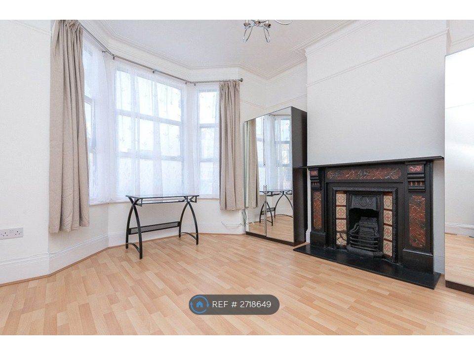 Property photo 2 of 21 Front Room Used As A Bedroom