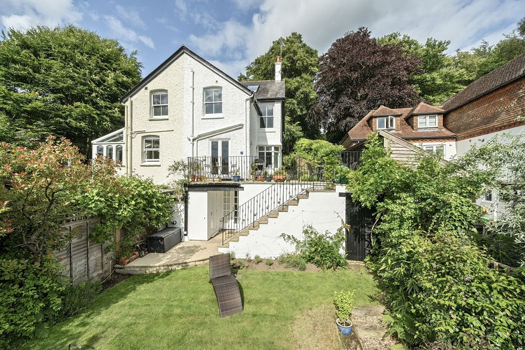 Property photo 1 of 22