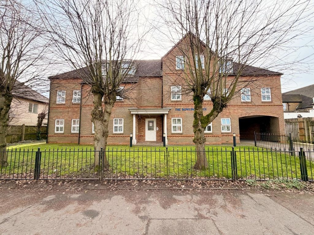 Property photo 1 of 7 Approach