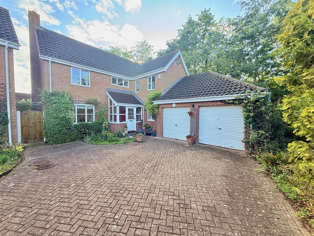 Property photo 1 of 17