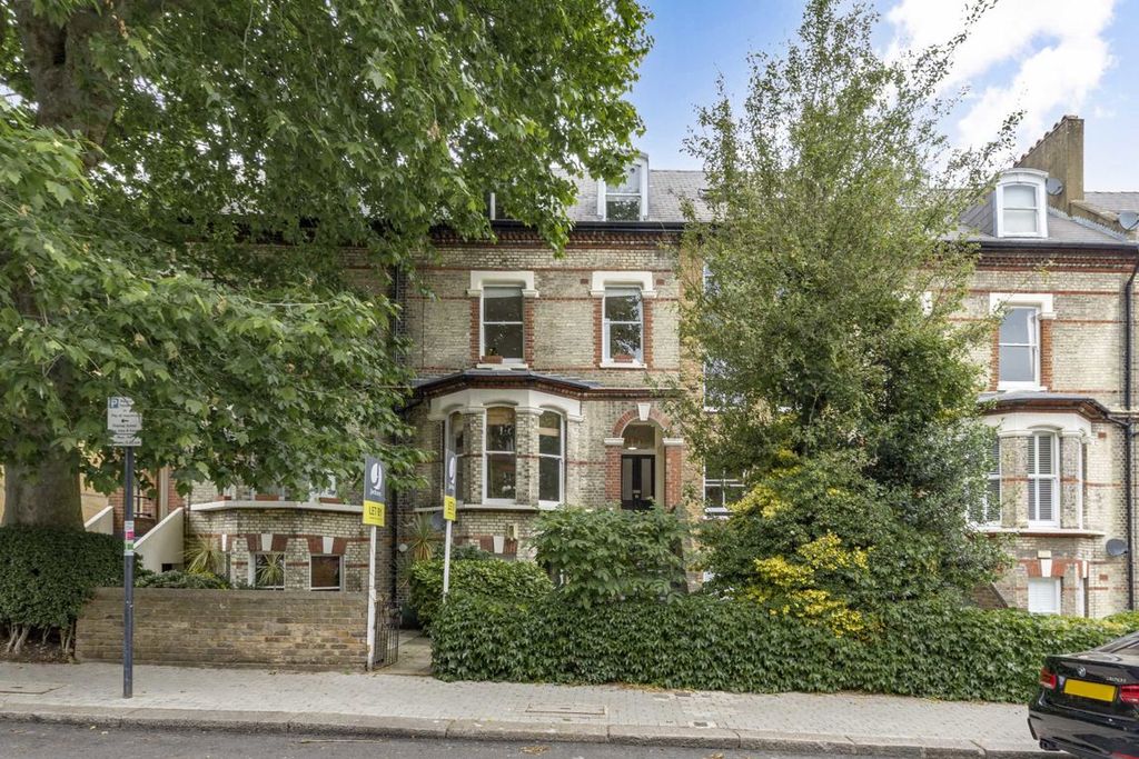 Property photo 1 of 6