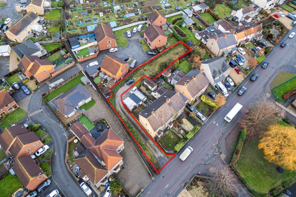 Property photo 3 of 17 Land @ 39 - 47 North Street, Oldland Common, South