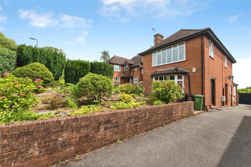 Property photo 1 of 16 Picture No. 04