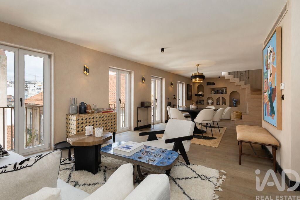 Property photo 1 of 37