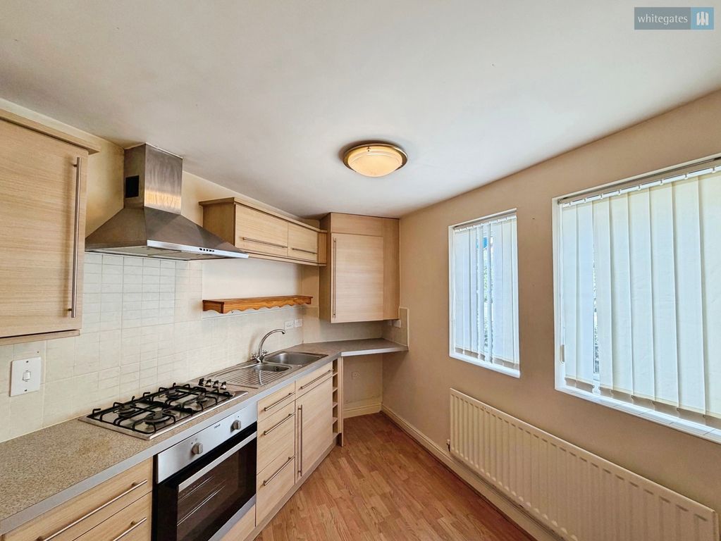 Property photo 3 of 17 Pbox-Img.Jpg