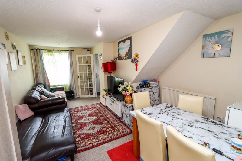 Property photo 2 of 10 Lounge/Diner