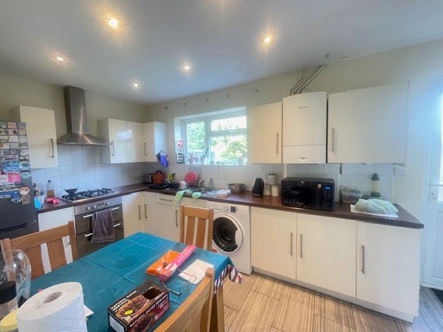 Property photo 2 of 13 Kitchen