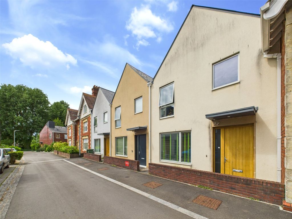 Property photo 1 of 15 Picture No. 02