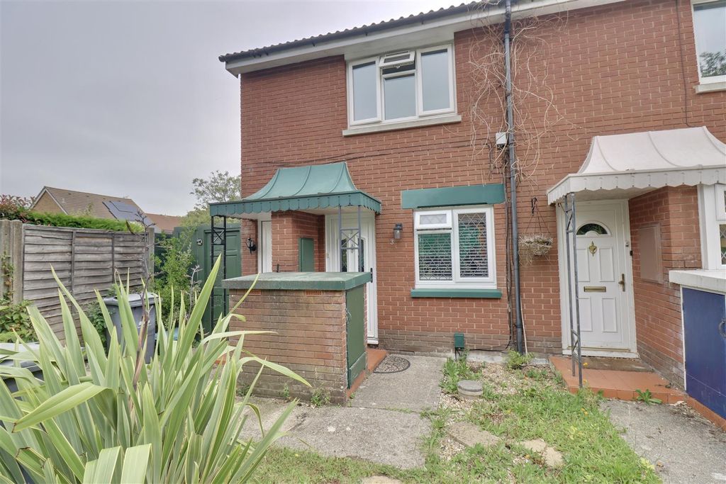 Property photo 1 of 11 97CC5399-7513-4D24-B65E-Ac5882A2Faee_1_201_A.Jpeg