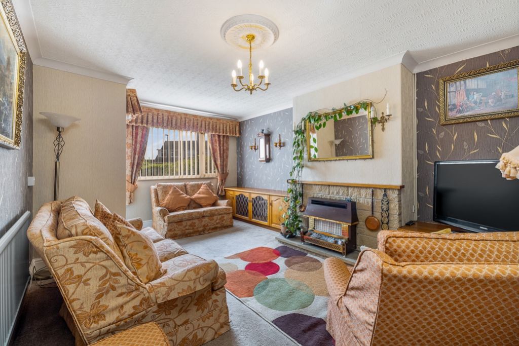 Property photo 3 of 21 4 Clifton Road (Fishtoft)-11