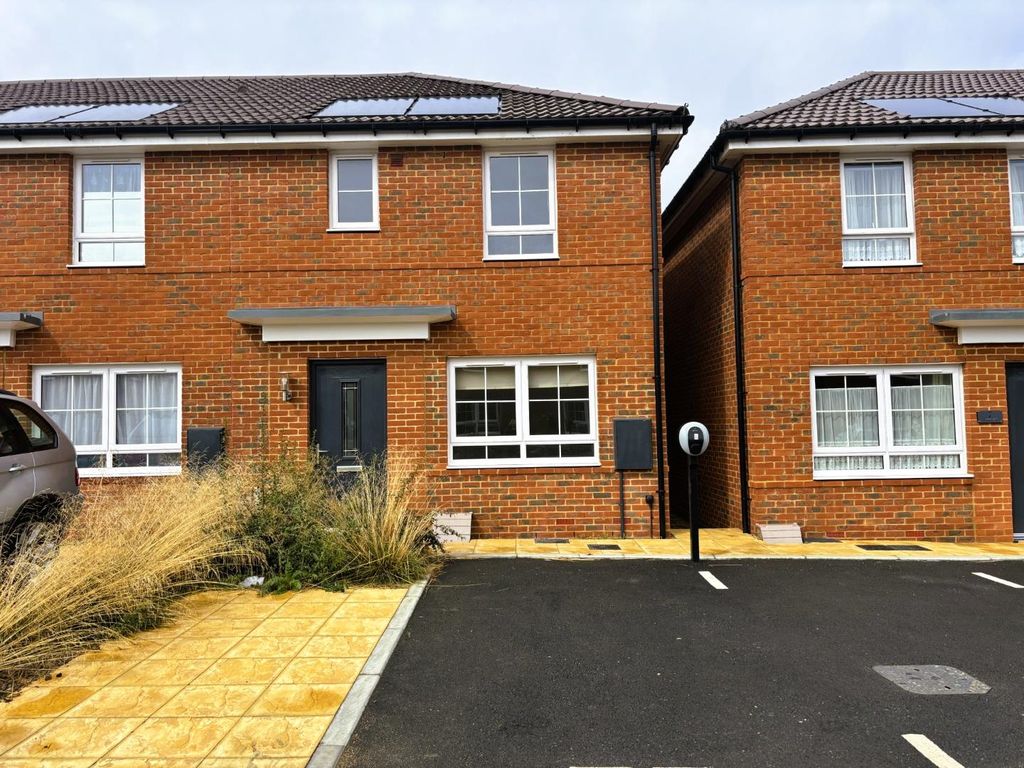 Property photo 1 of 13 Front 1.Png