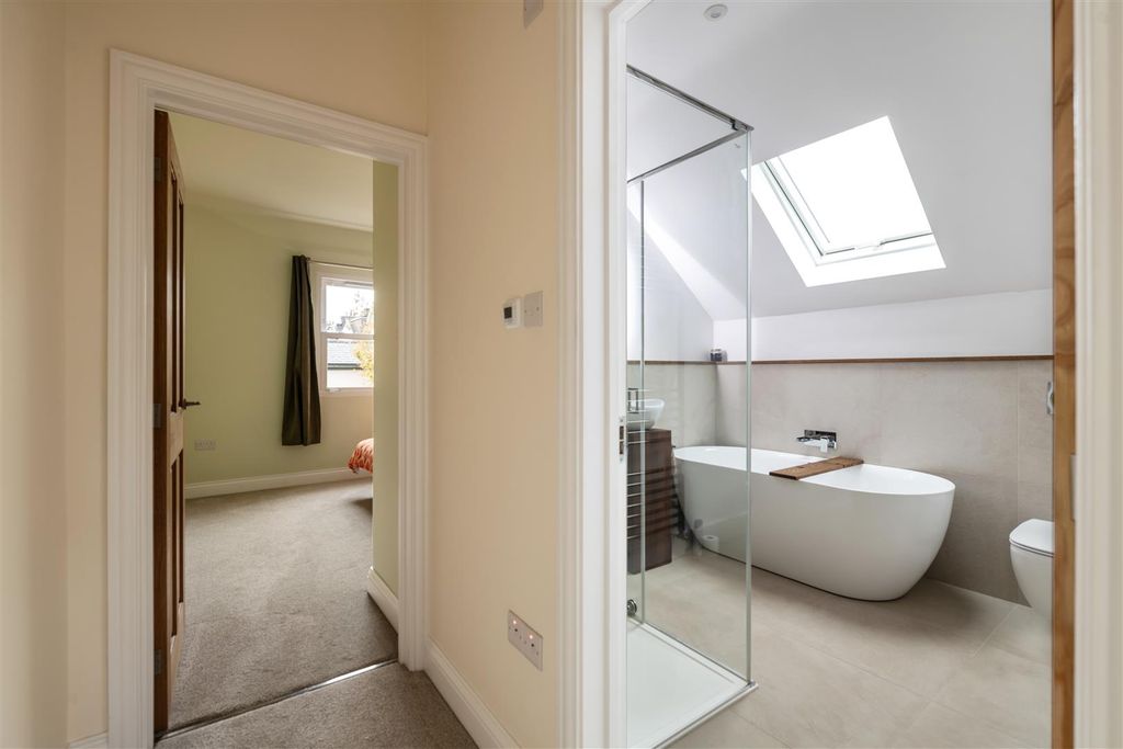 Additional image 11 of 2 bed semi-detached house for saleNutley Lane, Reigate RH2