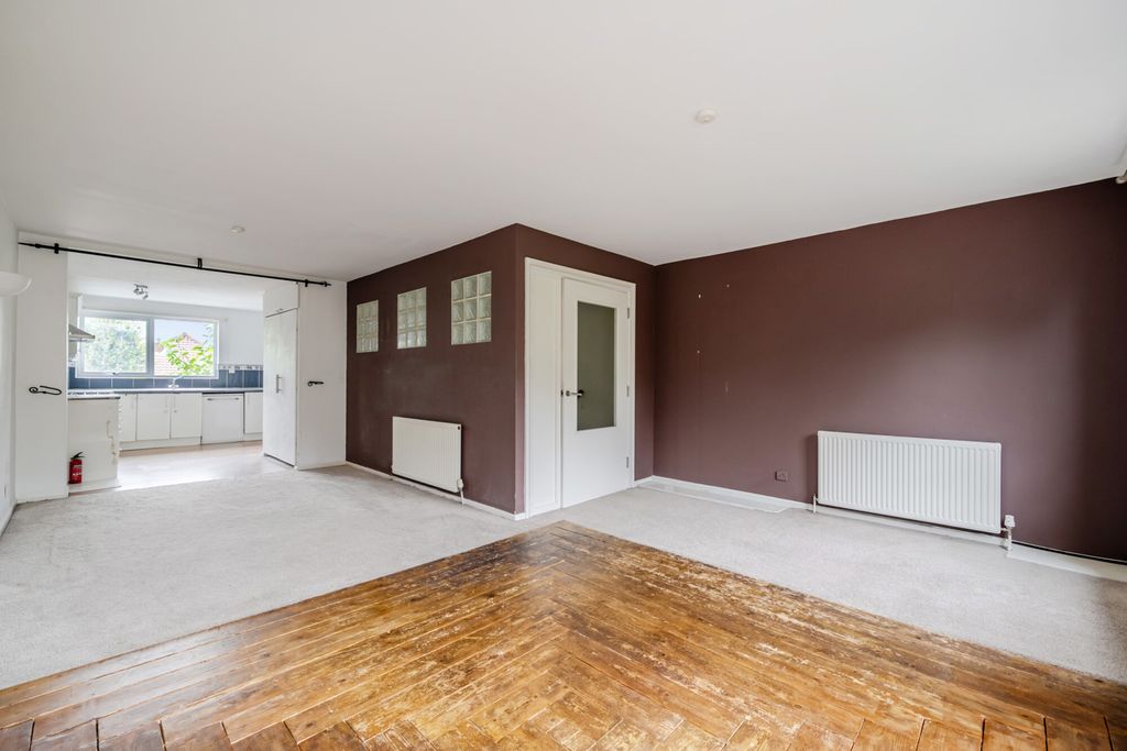 Property photo 2 of 20 1510331-15-6A8458...