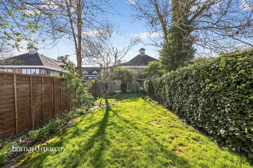 Property photo 3 of 13