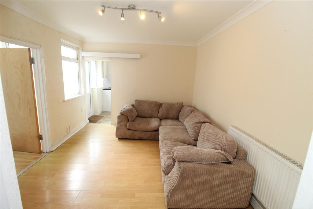 Property photo 2 of 22 Img_0167.Jpg