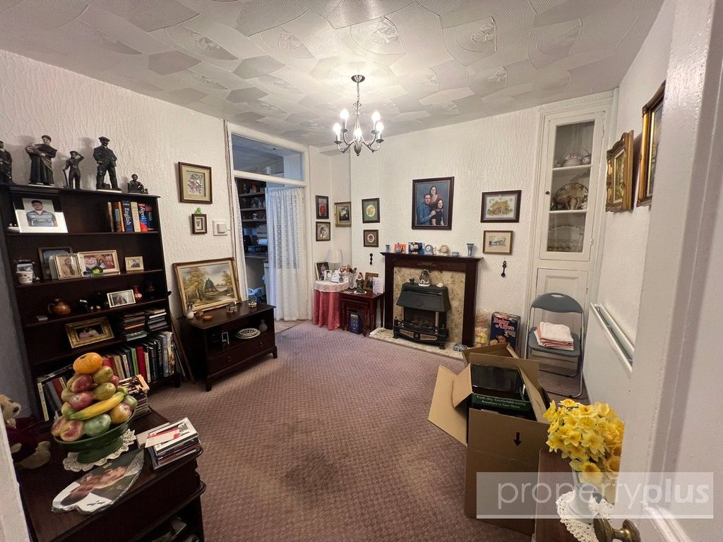 Property photo 2 of 12 Picture No. 07