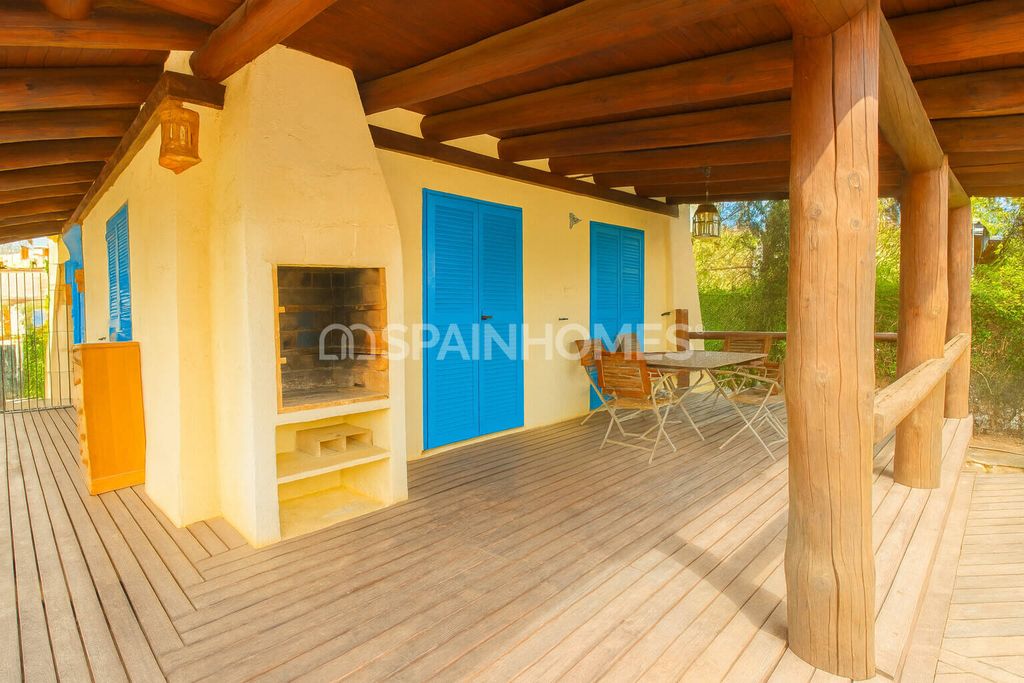 Property photo 3 of 18