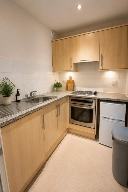 Property photo 2 of 4 Kitchen.Png