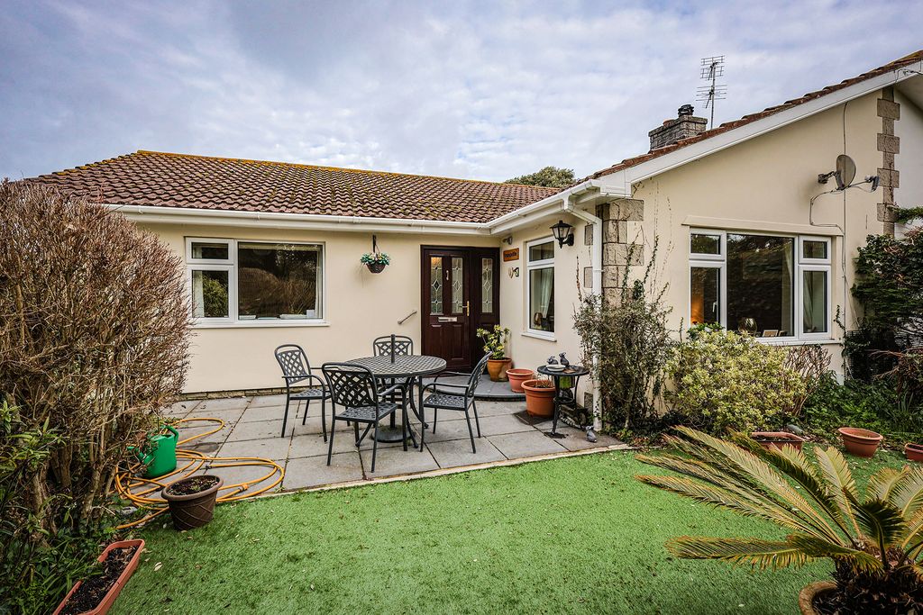 Property photo 1 of 25 Photo 0