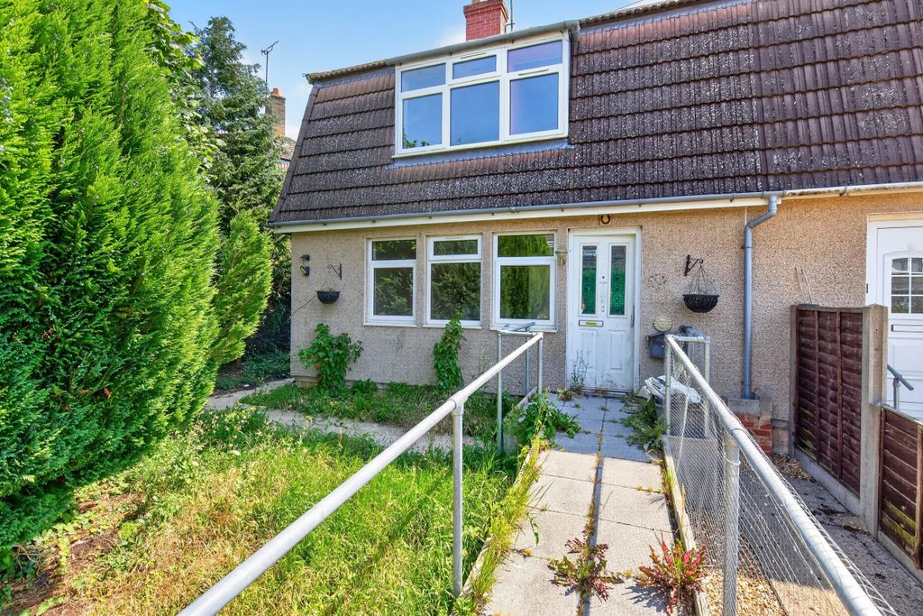 Property photo 2 of 30