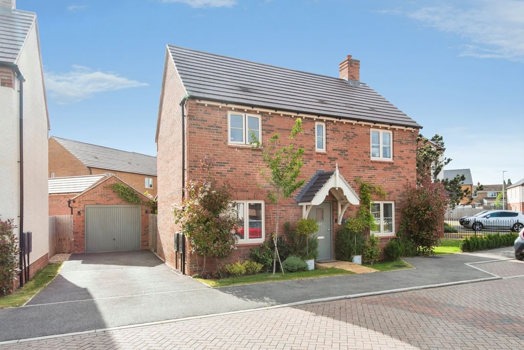 Property photo 1 of 26 Pbox-Img.Jpg