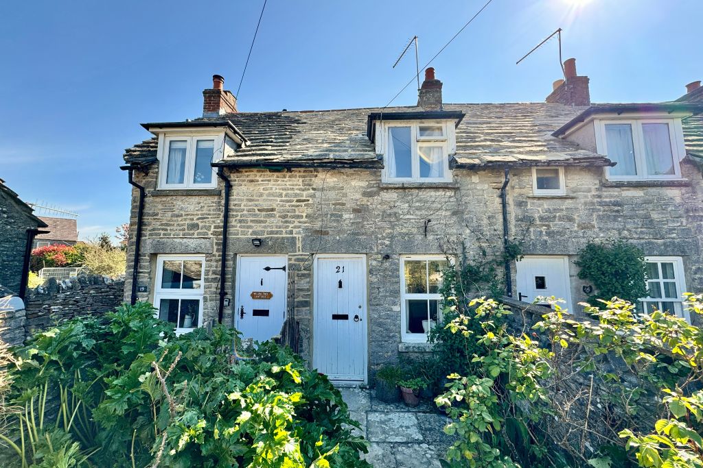 Property photo 3 of 11