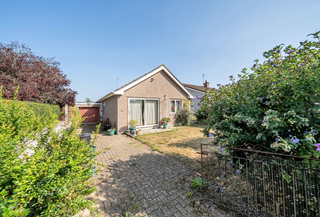 Property photo 1 of 18 1340485-16-689B5F...