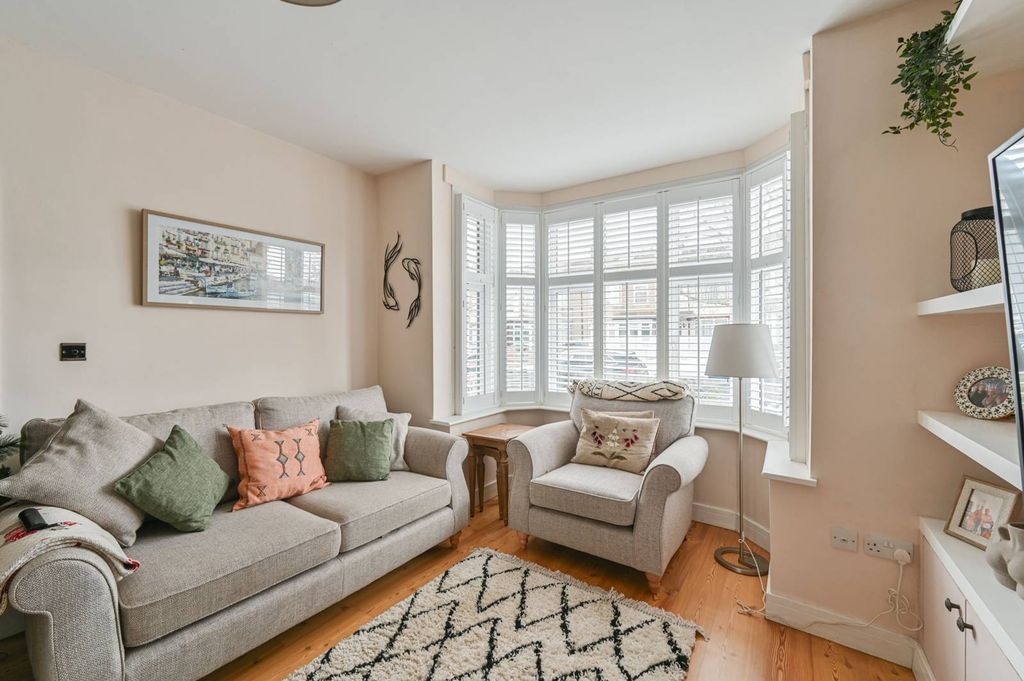 Property photo 1 of 19