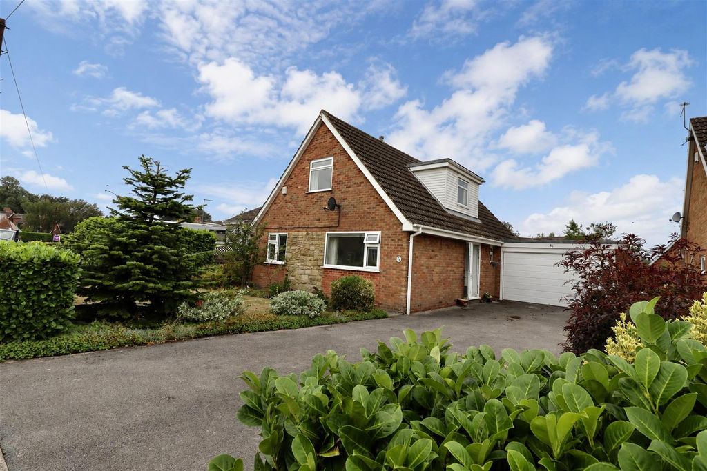 Property photo 1 of 18 Stock.Png