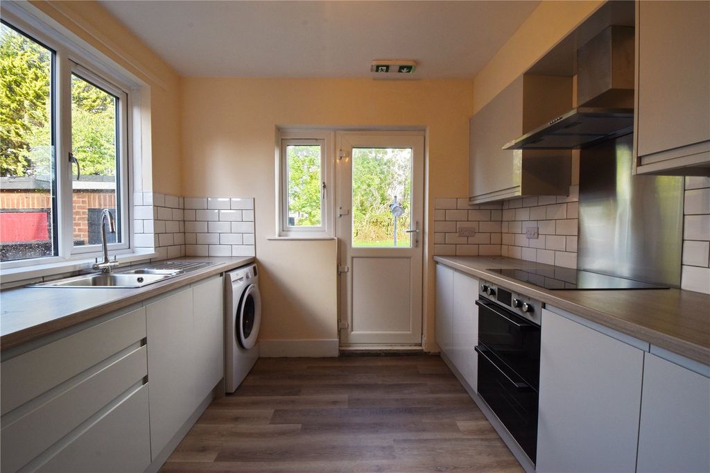 Property photo 2 of 8 Picture No. 03