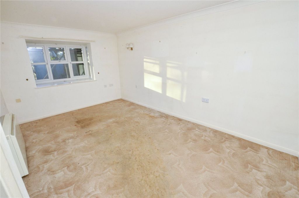 Property photo 2 of 7 Lounge/Dining Room