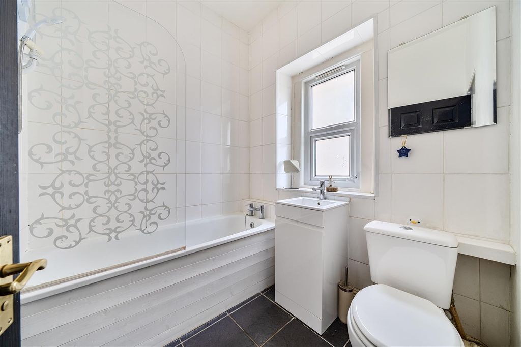 Property photo 2 of 10 1463334-3-6A0c4d1Bcddeb.Jpg