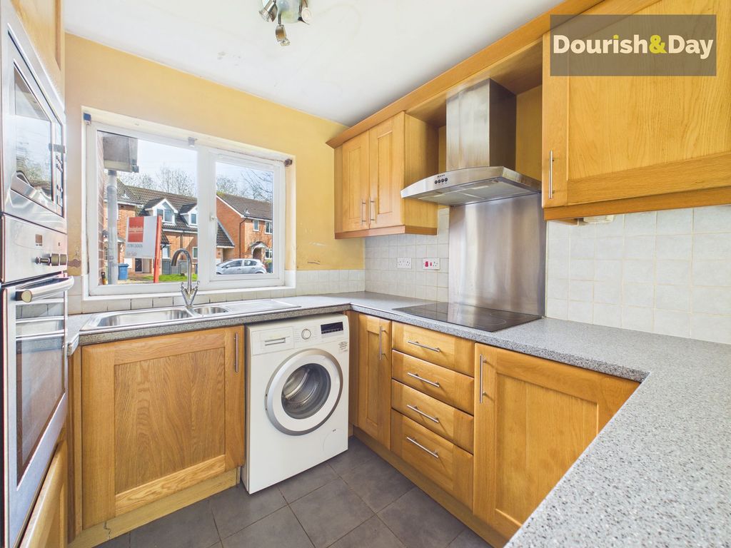 Property photo 3 of 9