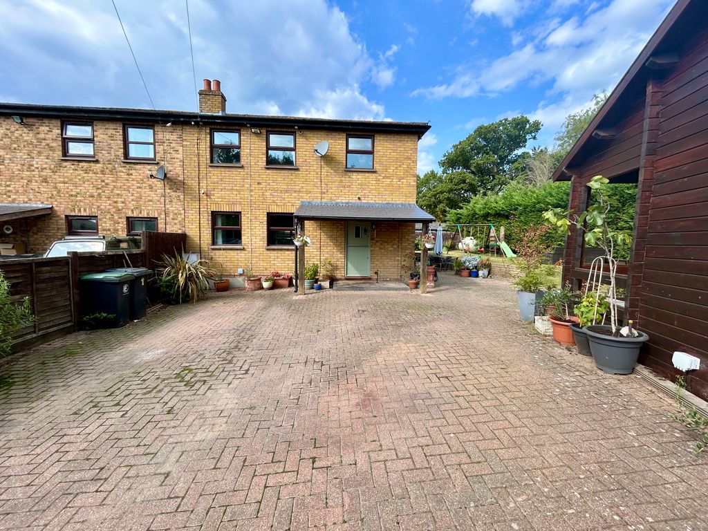 Property photo 1 of 21