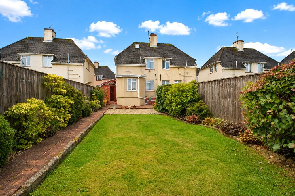 Property photo 1 of 19 Picture No. 01