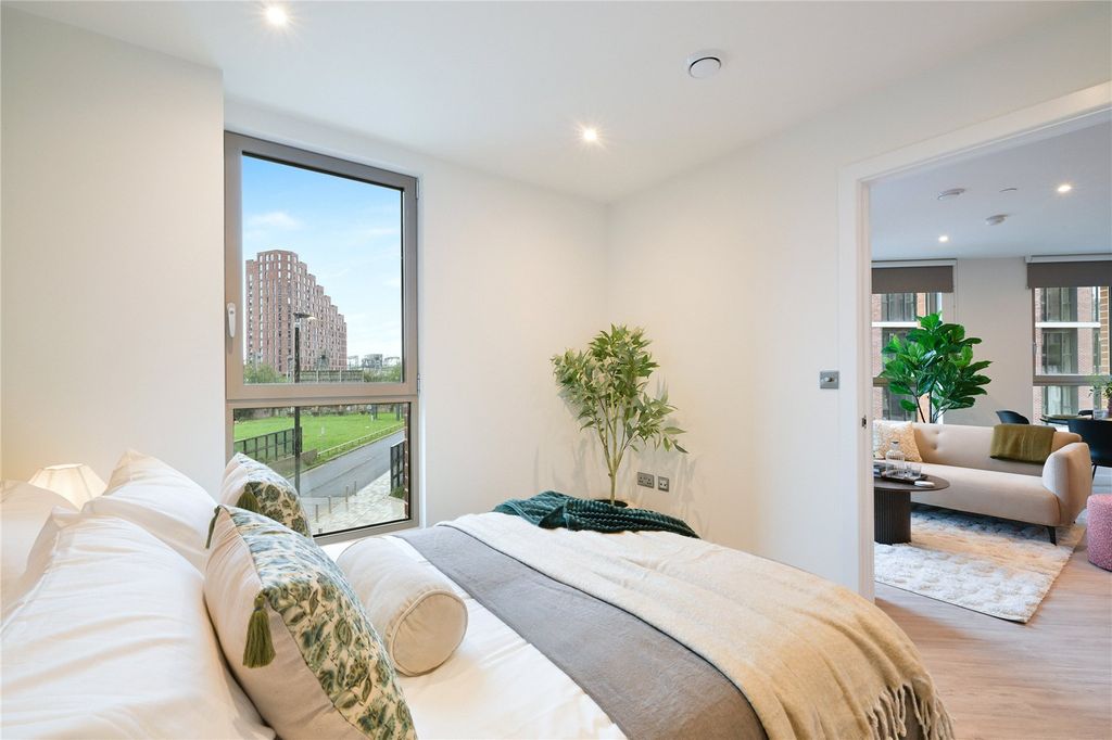 Property photo 3 of 14 Picture No. 06