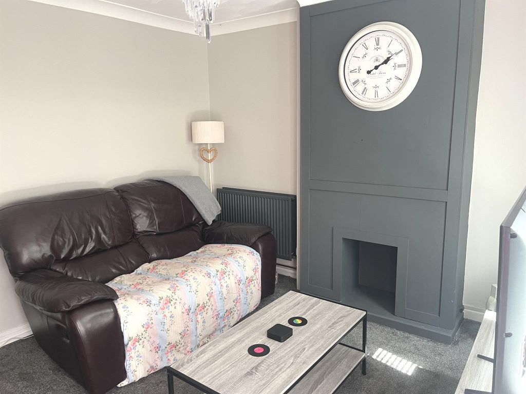 Property photo 2 of 13